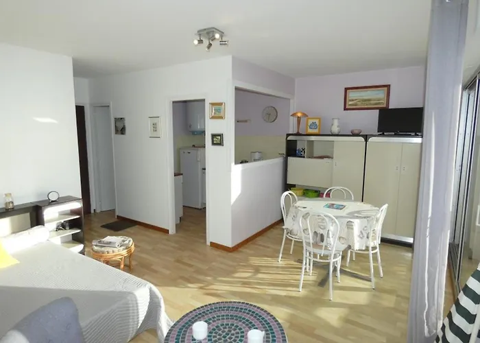 En Bord De à - Animaux Admis, Parking - Fr-1-540-315 *