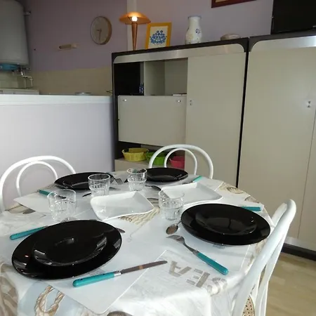 Apartment En Bord De A - Animaux Admis, Parking - Fr-1-540-315